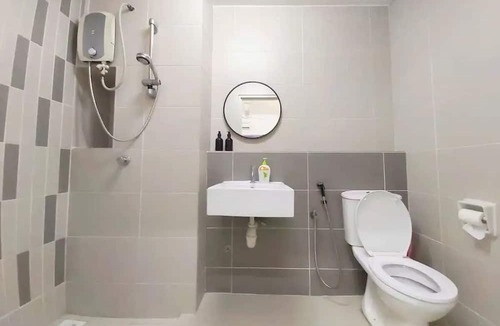 Puchong Apartment | Mountain view Apt perfect for big group @SetiaWalkn