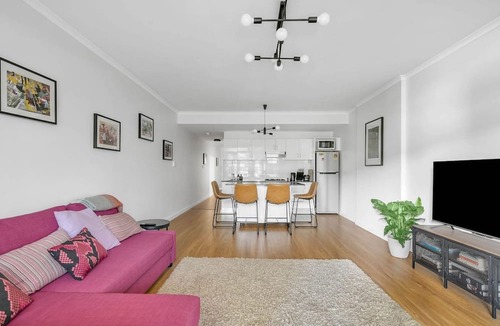 Chippendale Apartment | Cool and Cosy in Chippendale Warehouse District Pad