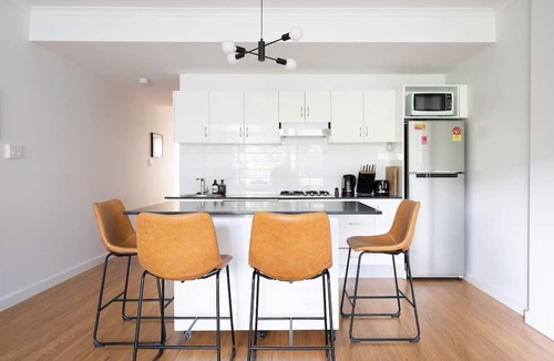 Chippendale Apartment | Cool and Cosy in Chippendale Warehouse District Pad