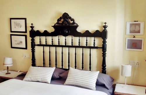 Perelada Apartment | Homerez - Nice apartement for 4 ppl. with balcony at Peralada