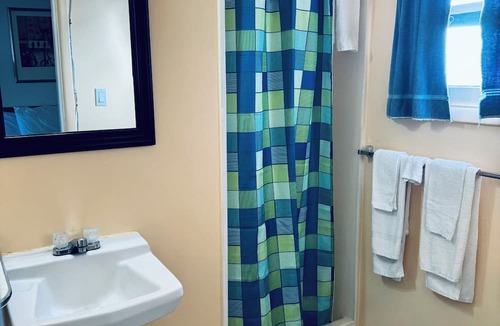 Dayton Hotel | Blue Mountain Motel