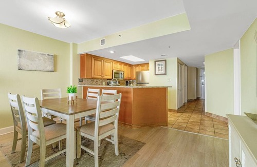 Myrtle Beach Condo | Breathtaking Oceanfront Suite at Grand Cayman