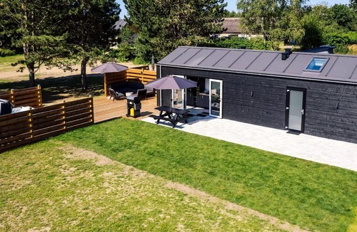Faxe House | Luxury pitch XXL/Head pitch 2 to 12 persons - 2 pers. included in the price