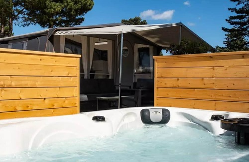 Faxe House | Glamping Tent with Spa 4 people