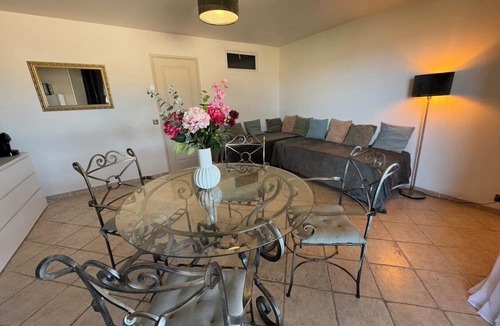 Saint-Sylvestre Bed & Breakfast | The observatory