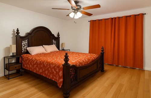 Greenville House | Spacious 3BR w Free Parking - Easy NYC Access