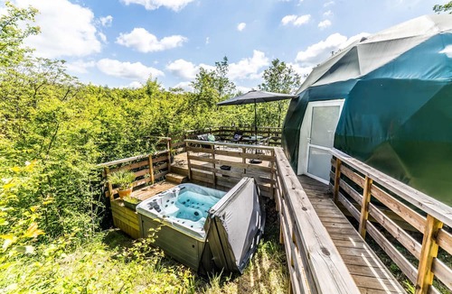 La Dornac Ski Chalet | "Clair de Lune" – Luxury Dome 40 m² – Jacuzzi
