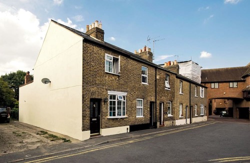 Eton Cottage | STABLE HOUSE - ETON WINDSOR