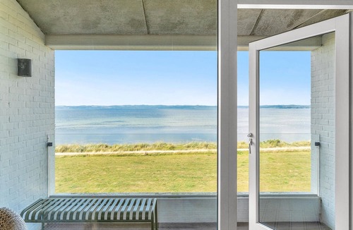 Syddjurs Kommune Apartment | 1 bedroom beautiful apartment in Ebeltoft