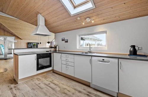 Nr. Lyngby House | Stunning home in Løkken with sauna