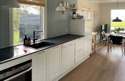 Vinderup House | Holiday home with fjord views in Ejsingholm