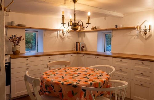 Soeby House | Wedding Diaries - The Hobbit Kitchen & Loft