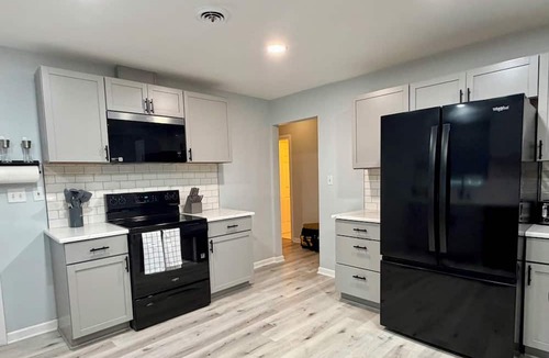 Kenosha House | Spacious 4-bedroom house packed with entertainment in charming Kenosha