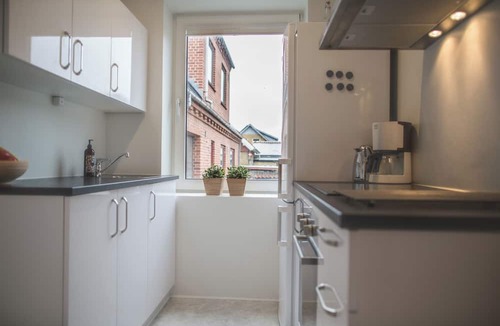 Norresundby Apartment | Apartment Sleeps 2 with Garden