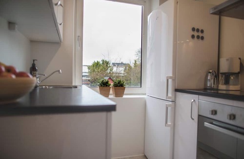 Norresundby Apartment | Apartment Sleeps 2 with Garden