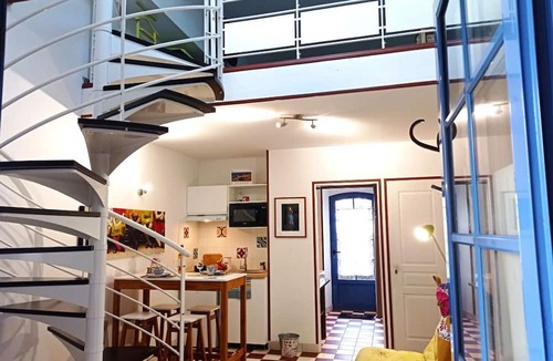 Bouffere House | 40 minutes from Le PUY DU FOU Gîte with swimming pool and private garden
