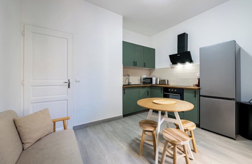 Villeneuve-la-Guyard House | Maison 6 voyageurs – Calme – Proche Fontainebleau