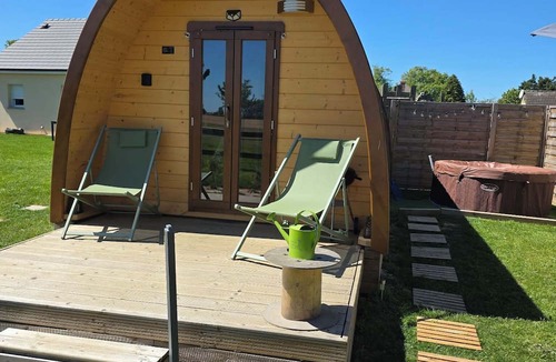 Auppegard Cottage | The refuge between sea and countryside with jacuzzi, unobstructed view of the countryside