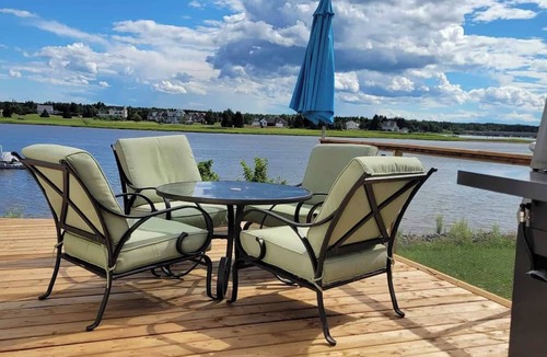 Shediac Bridge Cottage | Water Front Home Shediac Bridge 4 Star