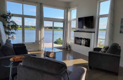 Shediac Bridge Cottage | Water Front Home Shediac Bridge 4 Star