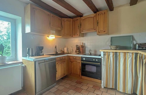 Moulins-le-Carbonnel House | Family home in the Alpes Mancelles