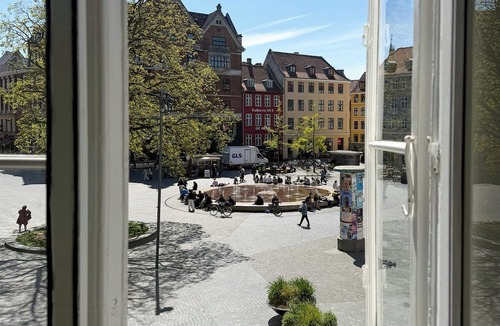 Copenhagen City Centre Apartment | Spacious flat by Nørreport in Copenhagen K