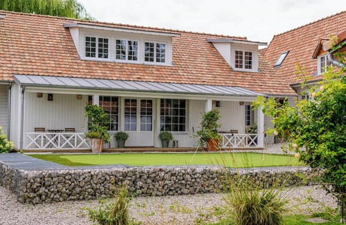 Aix-en-Issart House | 18th-century barn near Montreuil