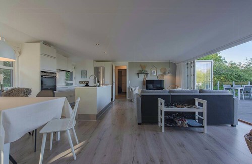 Hojslev House | Panoramic view and terrace in charming home