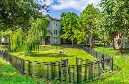 FM 1960 Apartment | Landing | Stunning 2BD in Copperfield