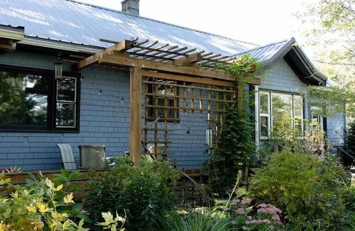 Trumansburg House | The Farm Manor | Spacious, Trails & Porch