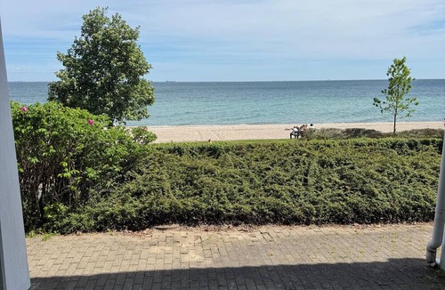 Skodsborg Condo | Stylish boutique apartment steps from the beach - perfect for 2 adults