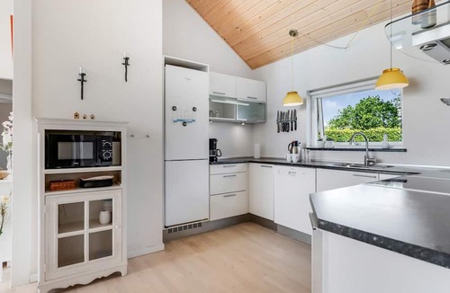 Haslevgarde House | "Eve" - 700m from the sea by Interhome
