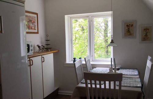 Skygge Apartment | Spacious family home near Legoland, Givskud Zoo—Zootopia—and Lalandia.