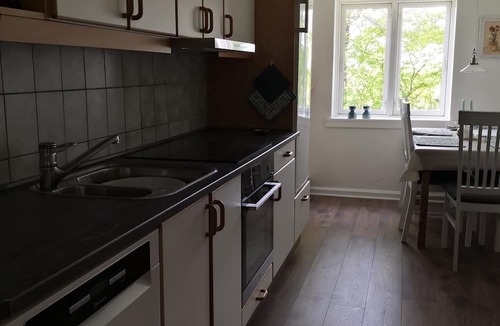 Skygge Apartment | Spacious family home near Legoland, Givskud Zoo—Zootopia—and Lalandia.