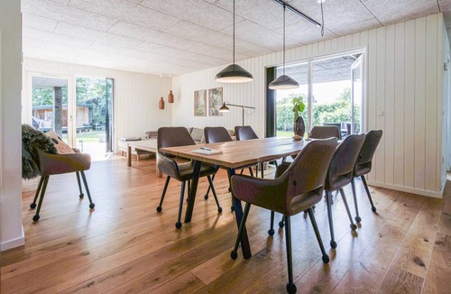 Grena Strand House | Amazing home in Grenaa with WiFi