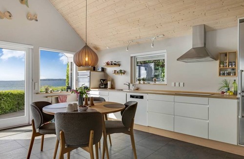 Sonder Stenderup House | "Femija" - 50m from the sea by Interhome