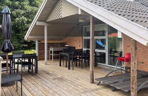 Pøt Strandby House | 4 star holiday home in Juelsminde