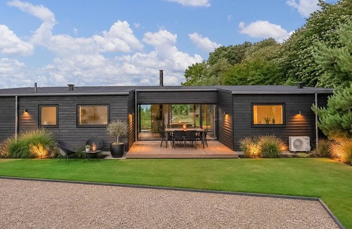 Borkop House | Cozy home in Børkop with sauna
