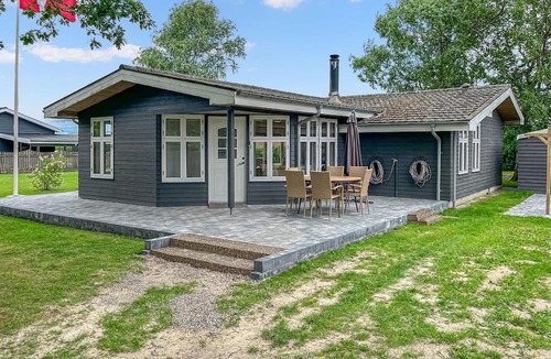 Egense House | Gorgeous home in Storvorde with WiFi