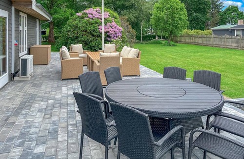 Egense House | Gorgeous home in Storvorde with WiFi
