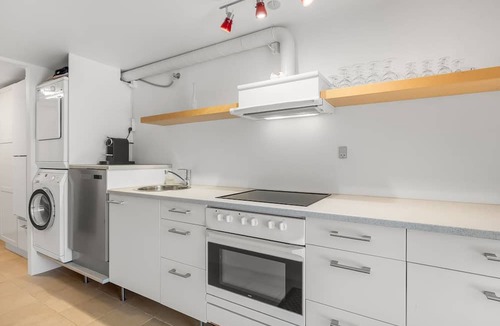 Lyngsbæk Strand House | "Berenice" - 500m from the sea by Interhome