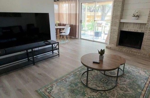 New Territories House | Cozy Haven - Close to Everything