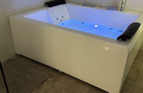 Montreuil Apartment | Appartement Balnéothérapie Avec Extérieur