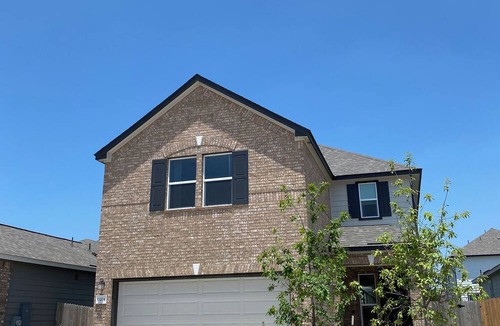 Manor House | Manor Vacation Rental w/Yard: 15 Miles to Austin!