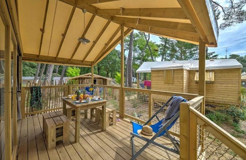 Saint-Hilaire-de-Riez Cabin | Cabane 4 étoiles - Piscine - efbdec