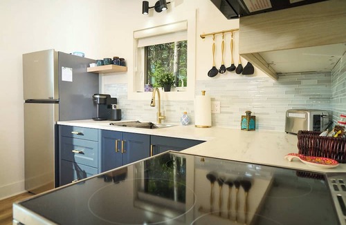 Canterbury Cottage | Skiff Lake Haven, Where memories are made!