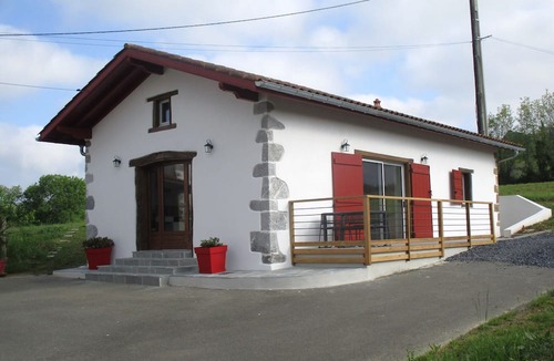 Isturits House | Detached cottage for 4 people - PMR