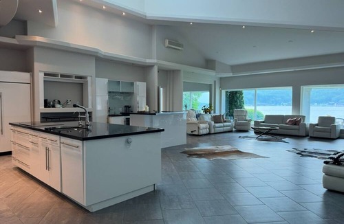 Penetanguishene Cottage | Modern Waterfront Cottage on Georgian Bay – Family Retreat