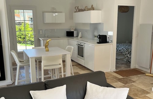 Saint-Vivien-de-Medoc House | Comfortable self-catering cottage