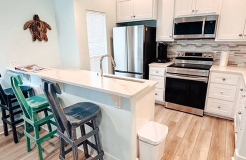 Key Allegro Condo | Blue Pearl - 2BR Condo - Pool